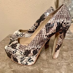 Steve Madden 5 inches platform heels